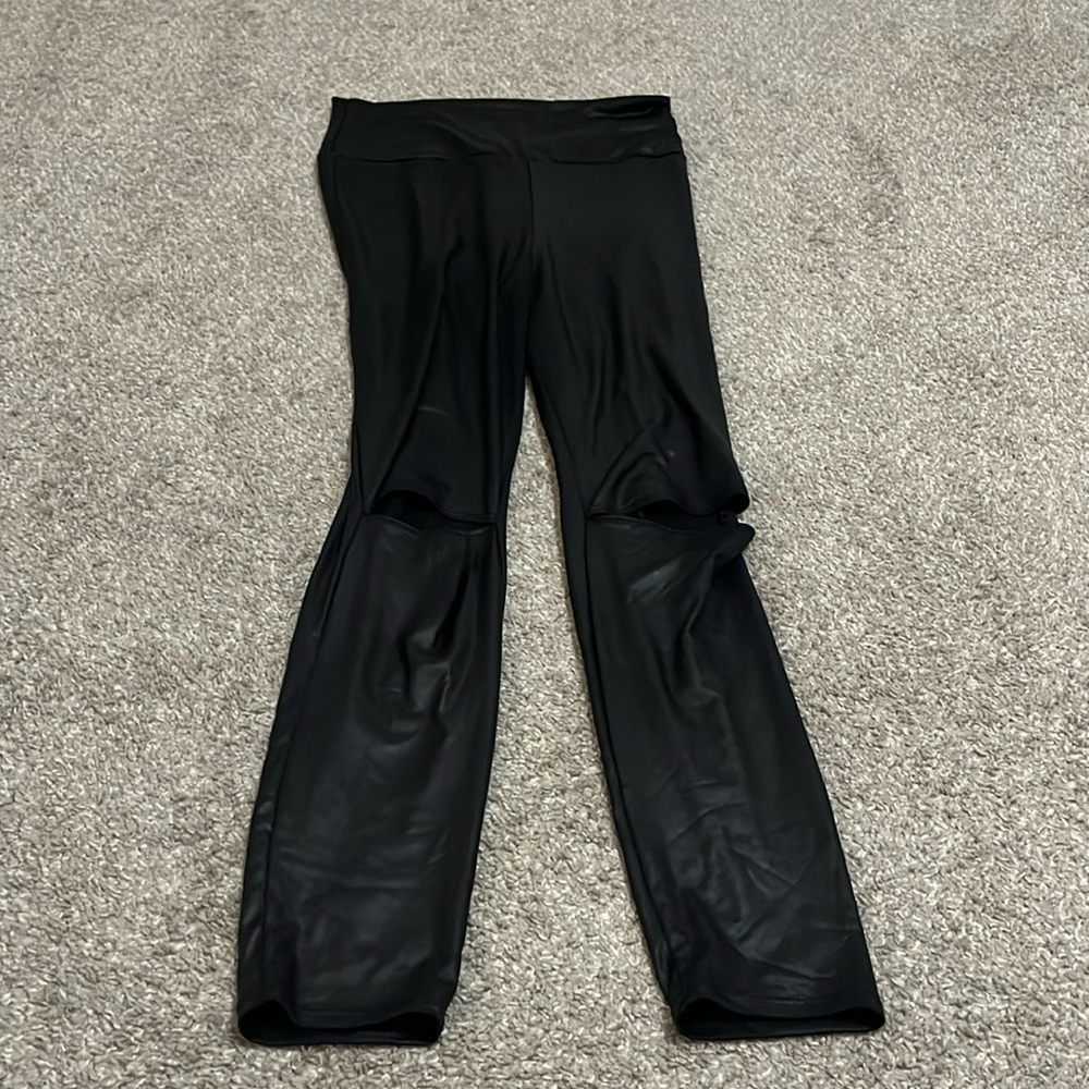 Fashionomics faux leather leggings with knee slit size large